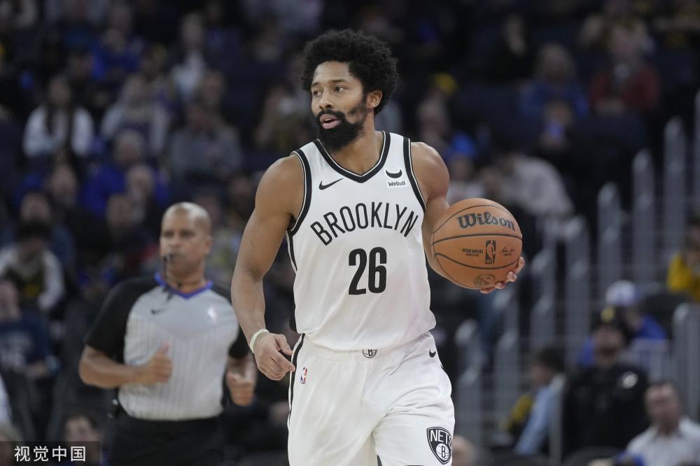 字母哥的出 字母哥的出