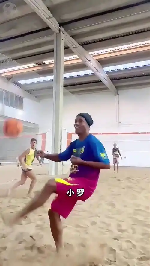 的赛季中 的赛季中